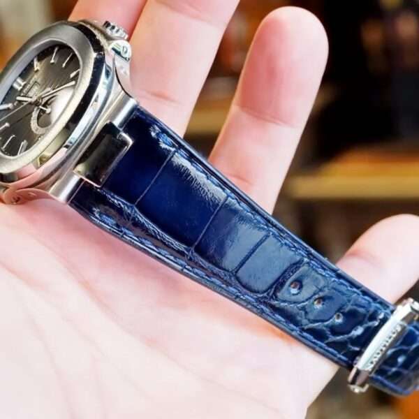Patek Philippe with leather strap - Image 4